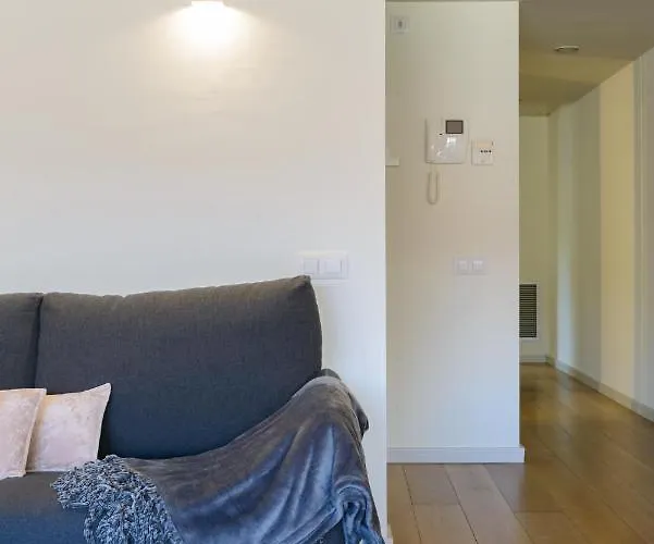 Apg Carrer Nou Atic *