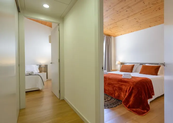 Apg Carrer Nou Atic Daire Girona