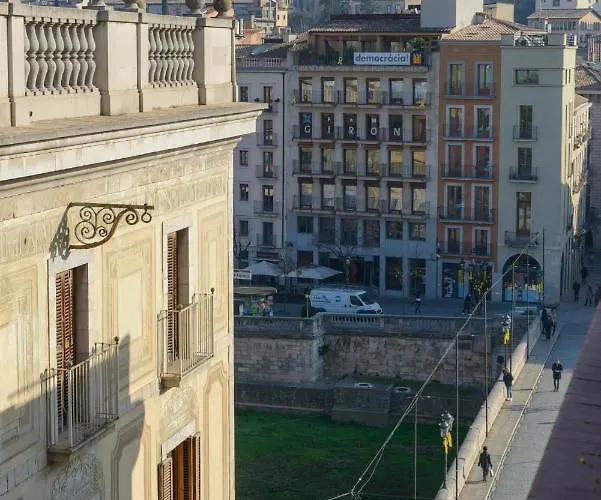 Apg Carrer Nou Atic Gerona